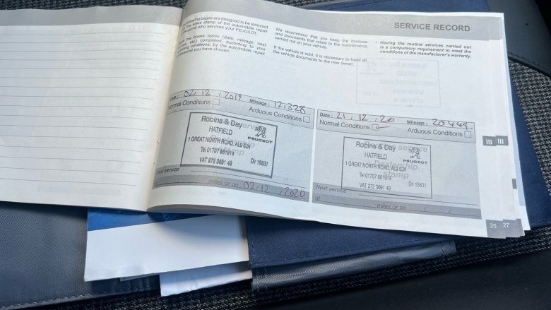 Peugeot 5008 1.2 PureTech Allure 5dr Petrol Estate